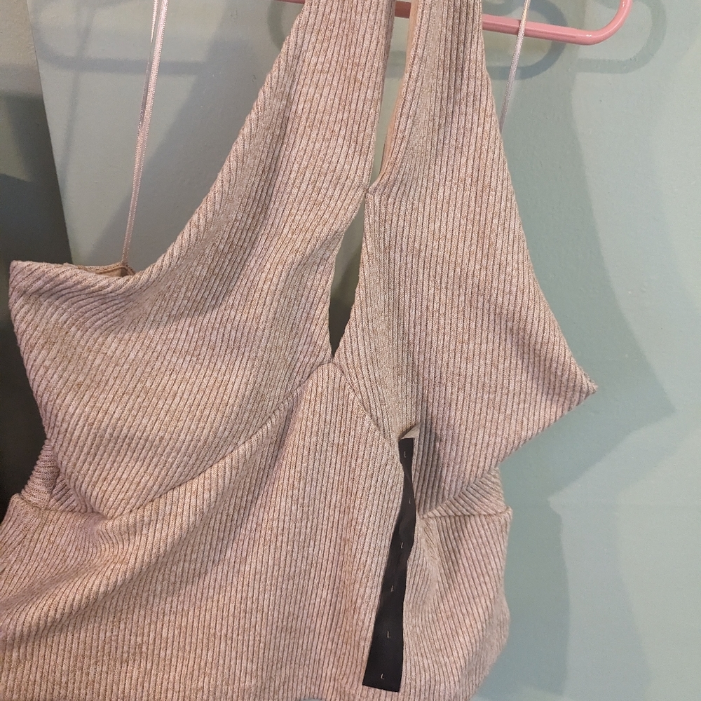 🔥NWT:🔥L Baddie Grunge New Preppy Beachy Banana Republic Cream Halter Top - Picture 7 of 7